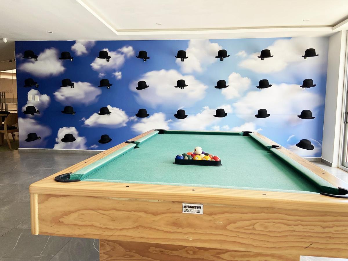 Apartamento W/rooftop Pool Only 2 Mins From The *
