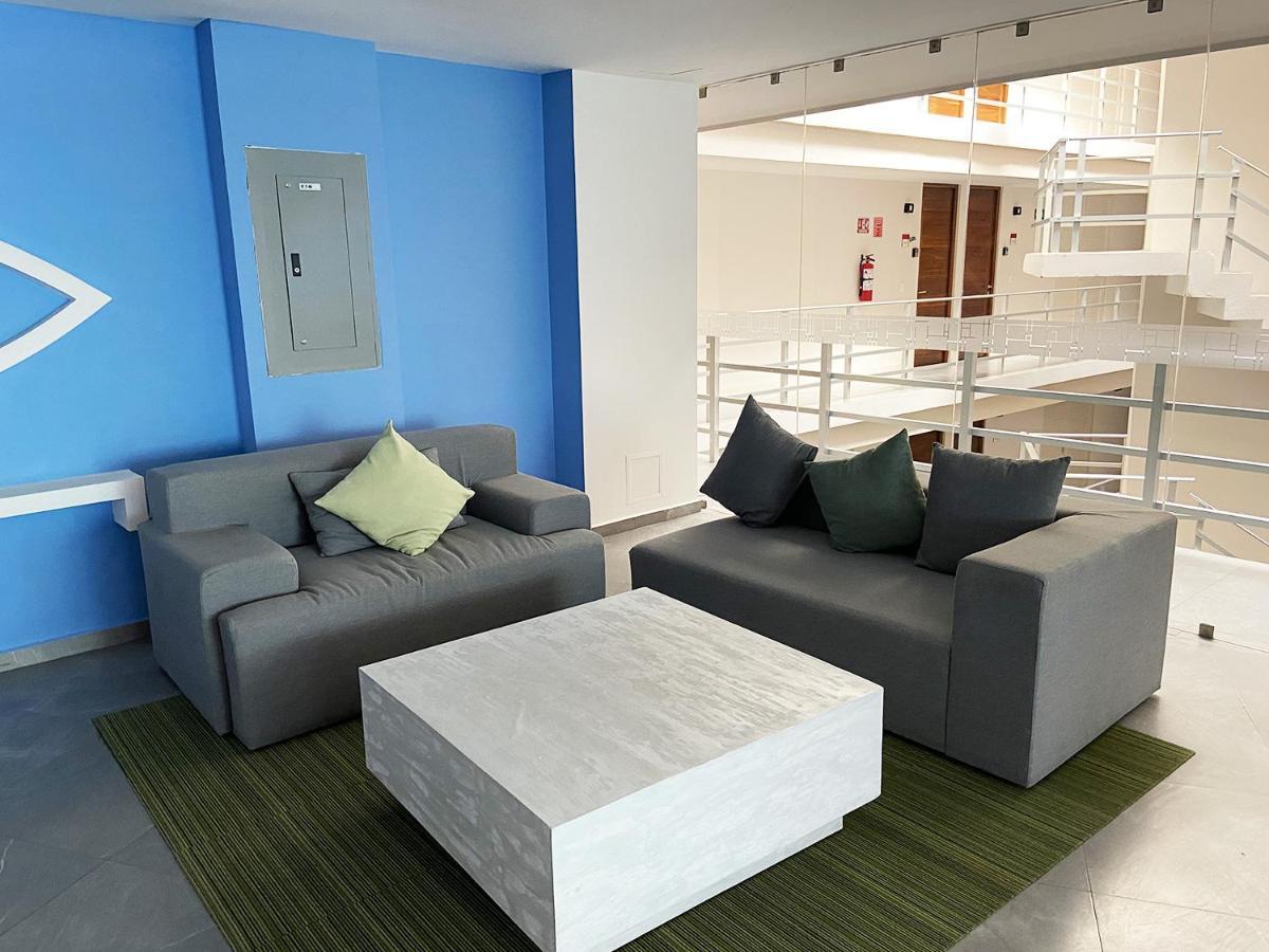 W/rooftop Pool Only 2 Mins From The Apartamento *