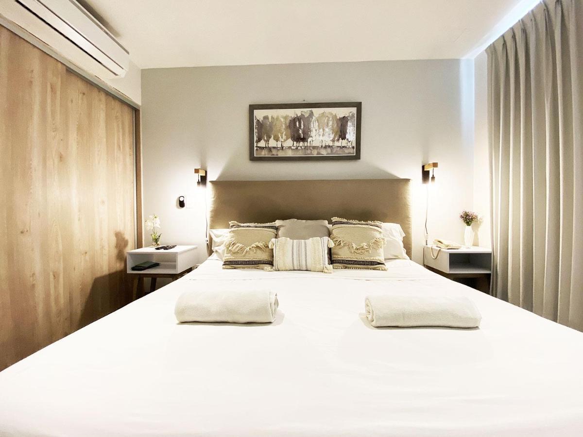 Apartamento W/rooftop Pool Only 2 Mins From The *